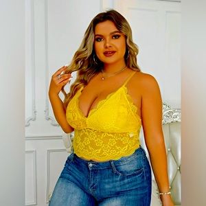 Plus Size Lingerie - 4X Ginger Color Flora Embroidery Lace Bra